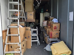 8 x 20 storage unit in Redondo Beach, CA
