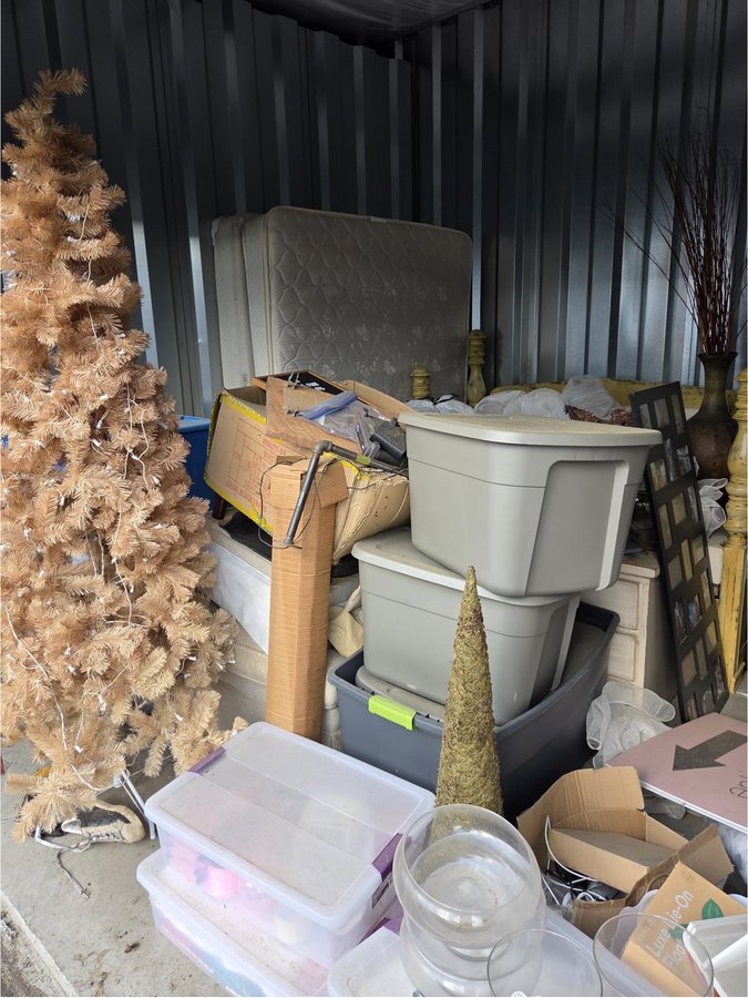 10 x 10 storage unit in Birmingham, AL