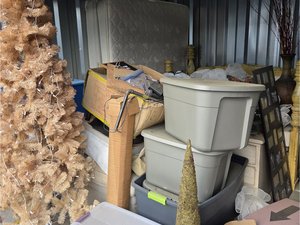 10 x 10 storage unit in Birmingham, AL