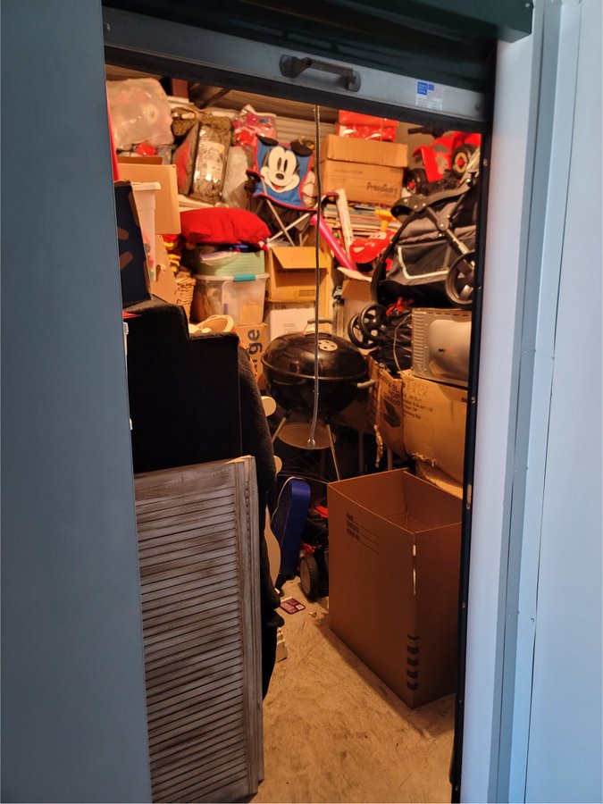 10 x 10 storage unit in Cordova, TN
