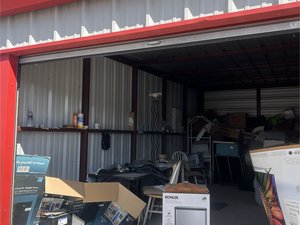 12 x 25 storage unit in Midlothian, TX