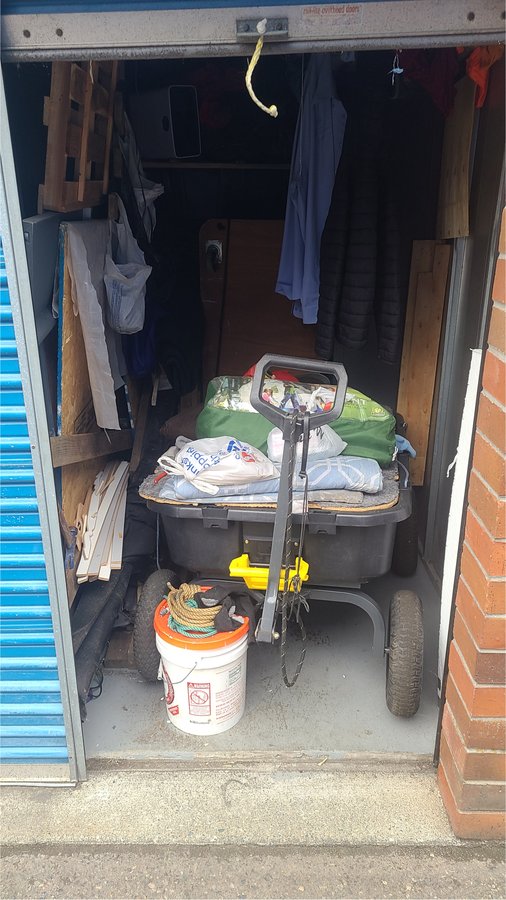 5 x 10 storage unit in Kent, WA