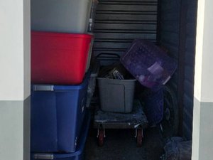 5 x 10 storage unit in Seabrook, TX