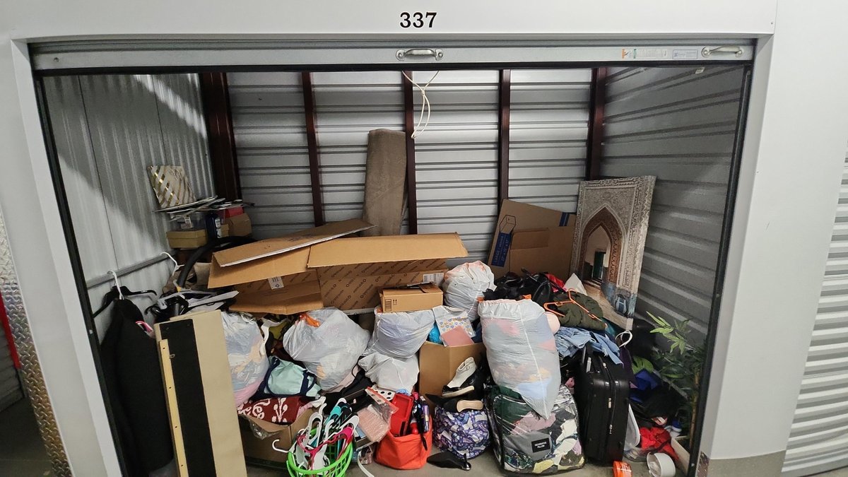 10 x 5 storage unit in Atlanta, GA