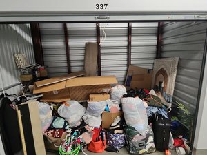 10 x 5 storage unit in Atlanta, GA