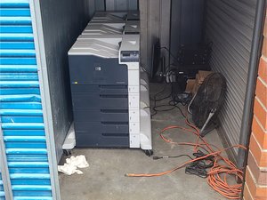 5 x 10 storage unit in Kent, WA