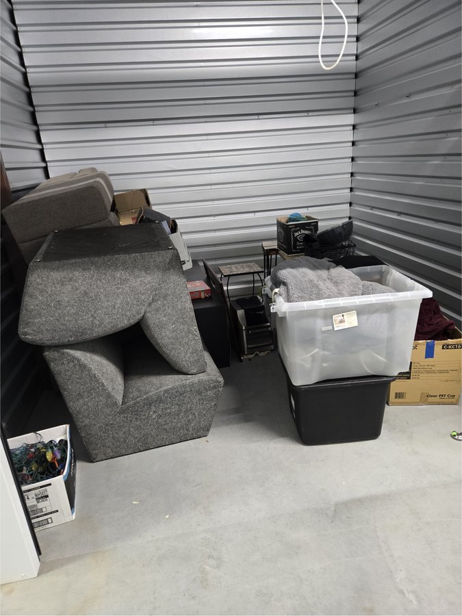 10 x 10 storage unit in Charlotte, NC