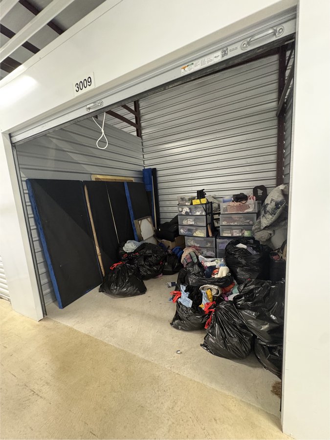 10 x 10 storage unit in San Antonio, TX