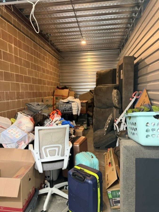10 x 20 storage unit in Arlington, WA