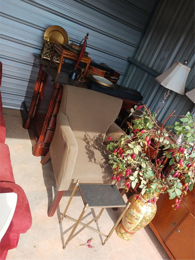 10 x 10 storage unit in Warner Robins, GA