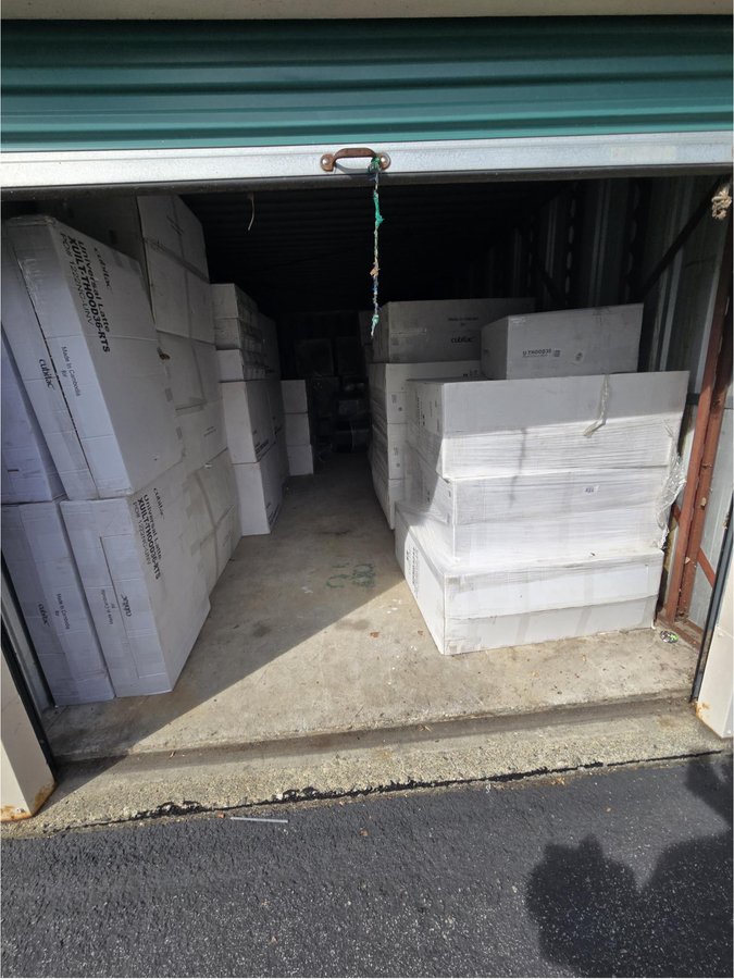 10 x 25 storage unit in Clifton, NJ