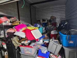 10 x 15 storage unit in Seabrook, TX