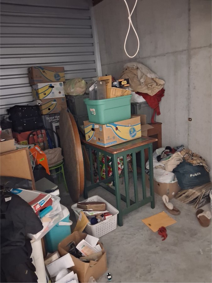 10 x 10 storage unit in Nashville, TN