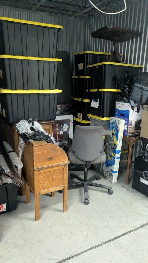 10 x 10 storage unit in Tewksbury, MA