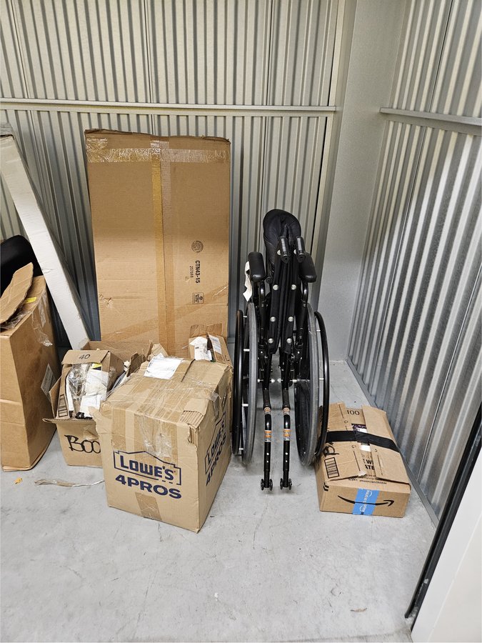 10 x 5 storage unit in Decatur, GA