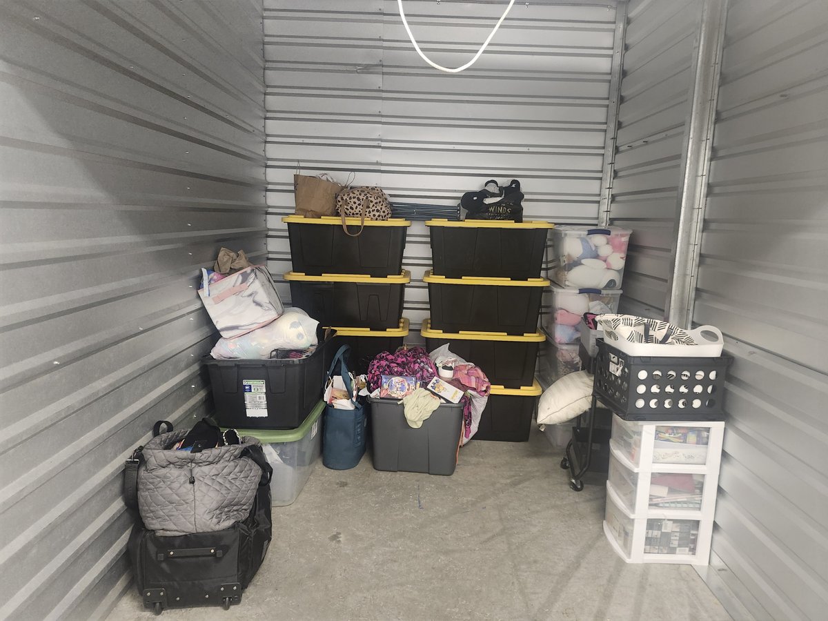 7 x 10 storage unit in Marysville, WA