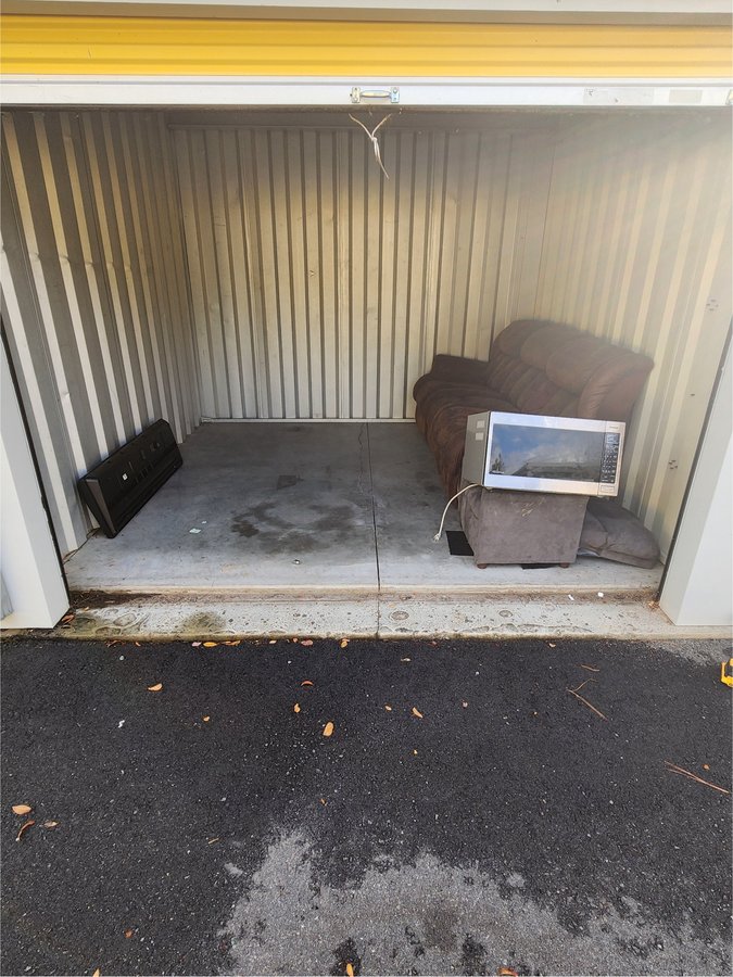 10 x 10 storage unit in Charlotte, NC