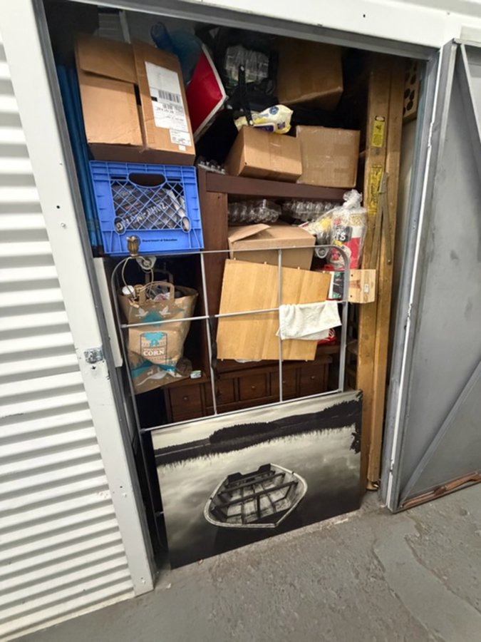 10 x 10 storage unit in New York, NY