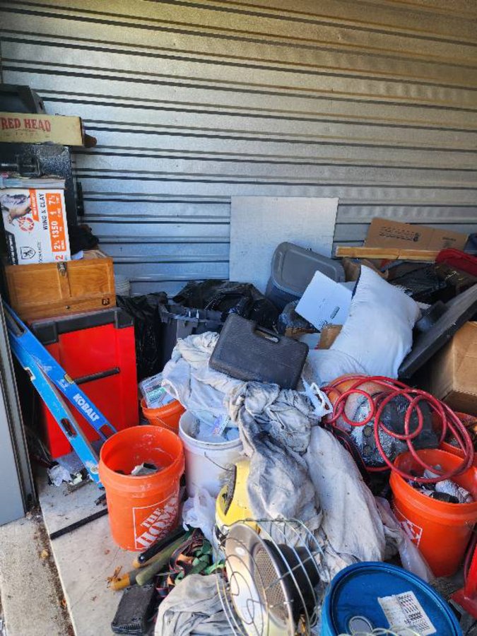 10 x 20 storage unit in Allen, TX