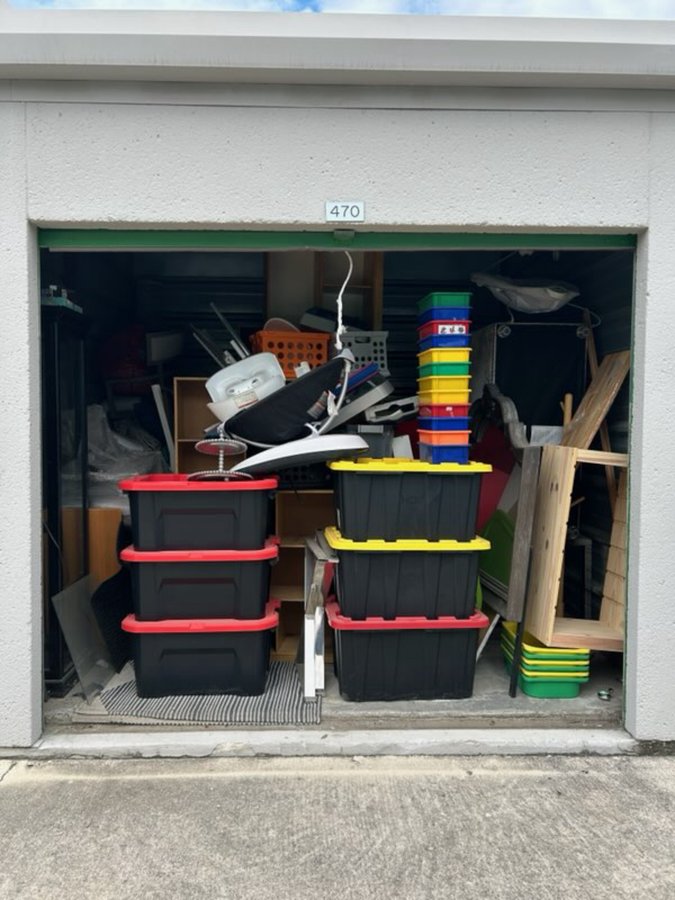 10 x 10 storage unit in San Antonio, TX