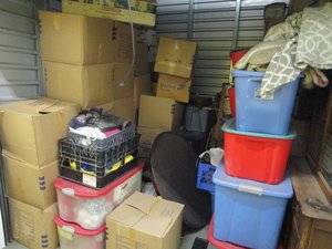 10 x 10 storage unit in Bell Gardens, CA