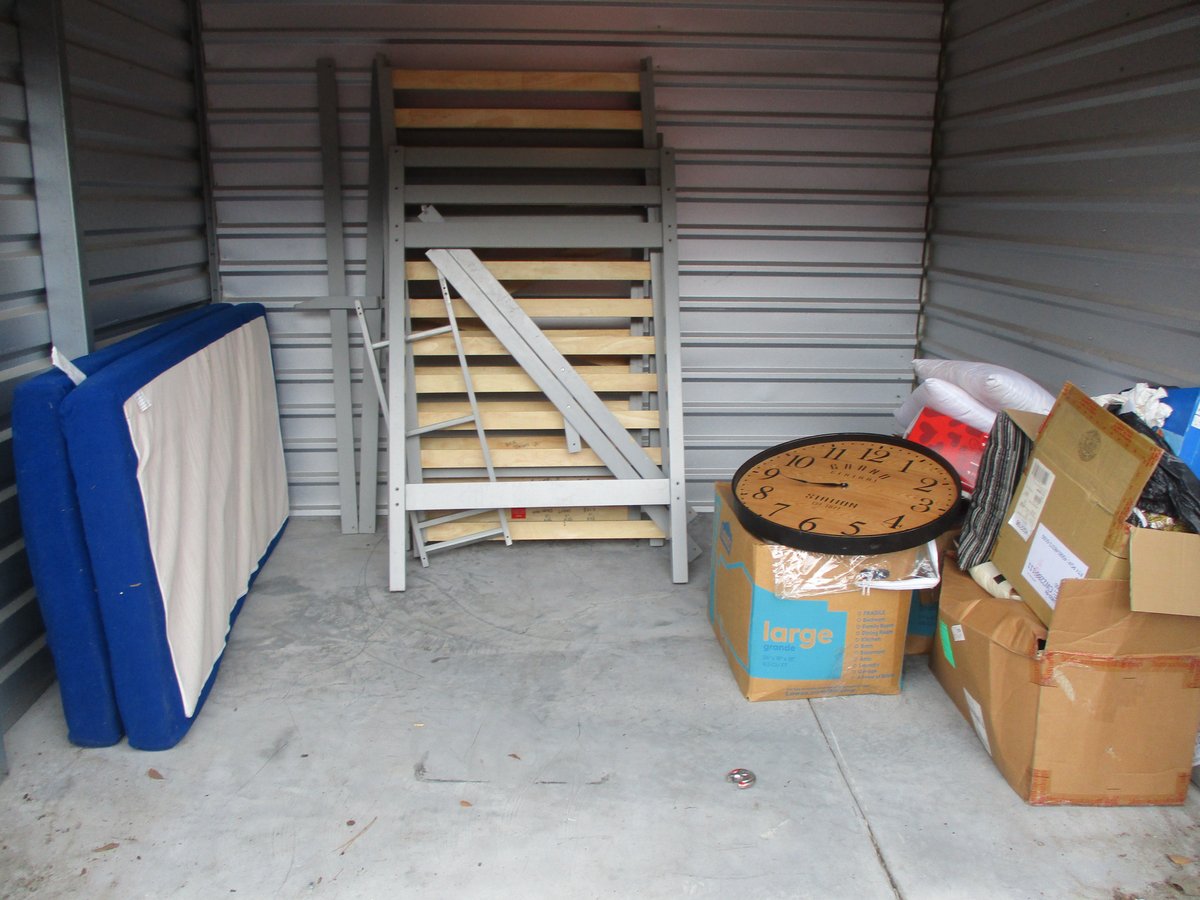10 x 10 storage unit in North Charleston, SC