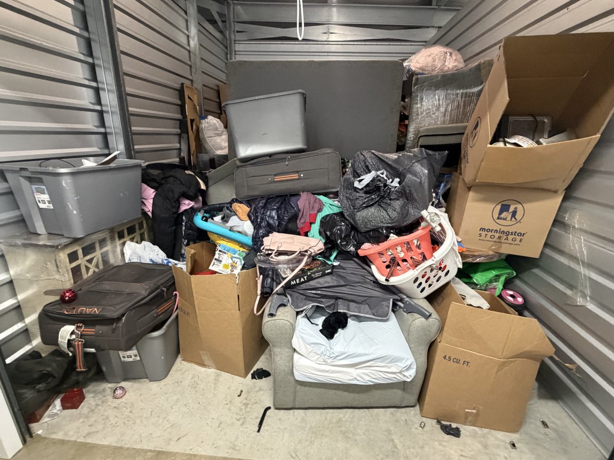 10 x 15 storage unit in Charlotte, NC
