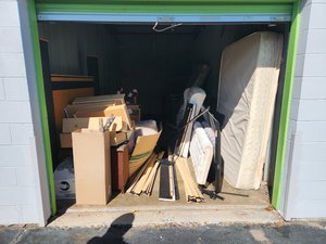 10 x 25 storage unit in Huntsville, AL
