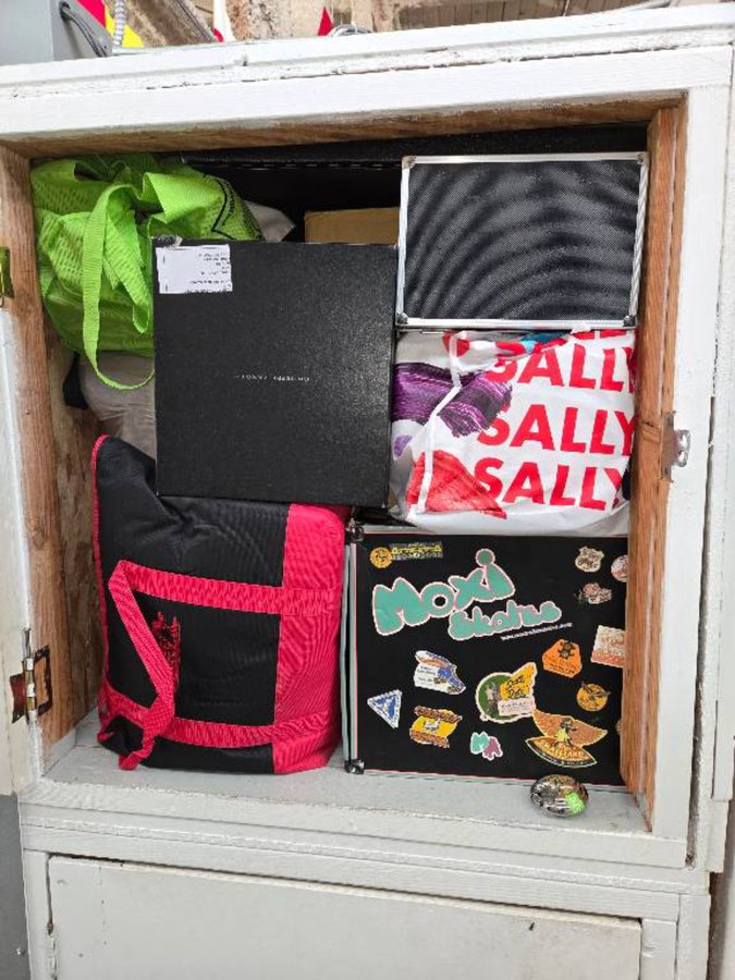 2 x 3 storage unit in San Francisco, CA