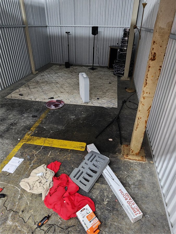 10 x 20 storage unit in Lombard, IL