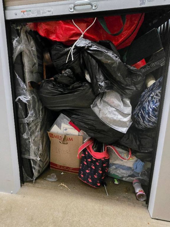 5 x 10 storage unit in Battle Creek, MI