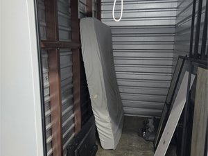 5 x 10 storage unit in Charlotte, NC