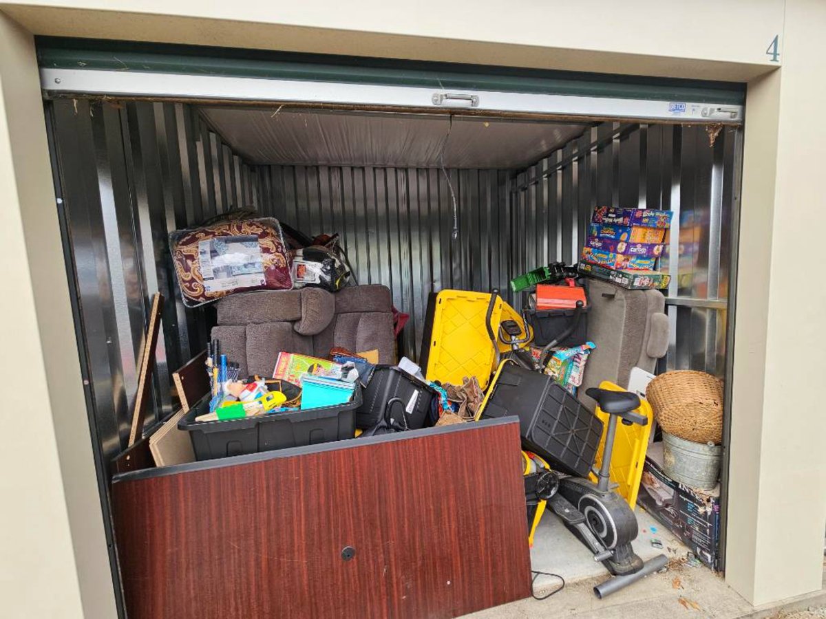 10 x 10 storage unit in Columbia, SC