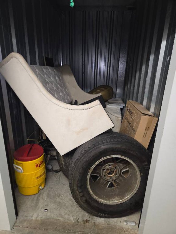 5 x 10 storage unit in Cincinnati, OH
