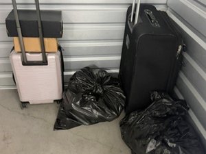 5 x 5 storage unit in Paramount, CA