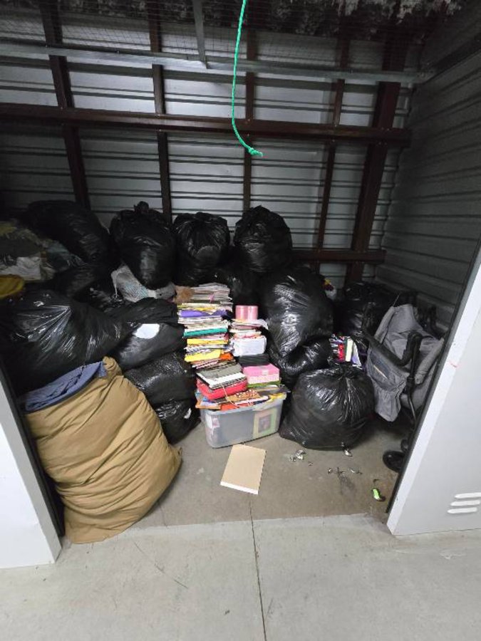 5 x 12 storage unit in Virginia Beach, VA