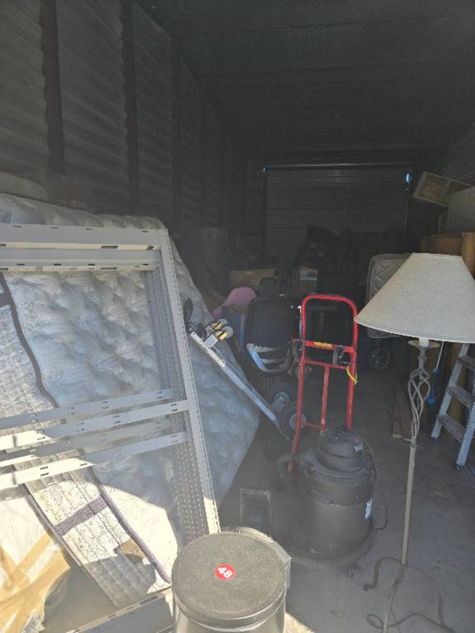 17 x 40 storage unit in Taylorsville, UT