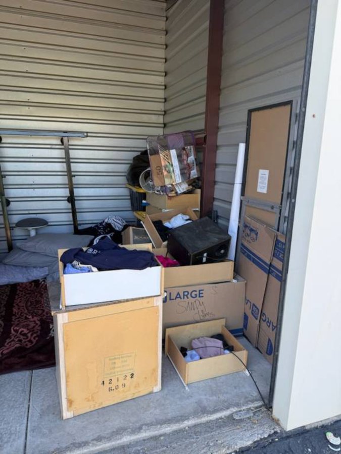 10 x 10 storage unit in Taylorsville, UT