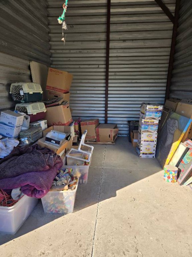 10 x 13 storage unit in Taylorsville, UT