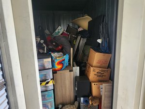 10 x 10 storage unit in Phoenix, AZ