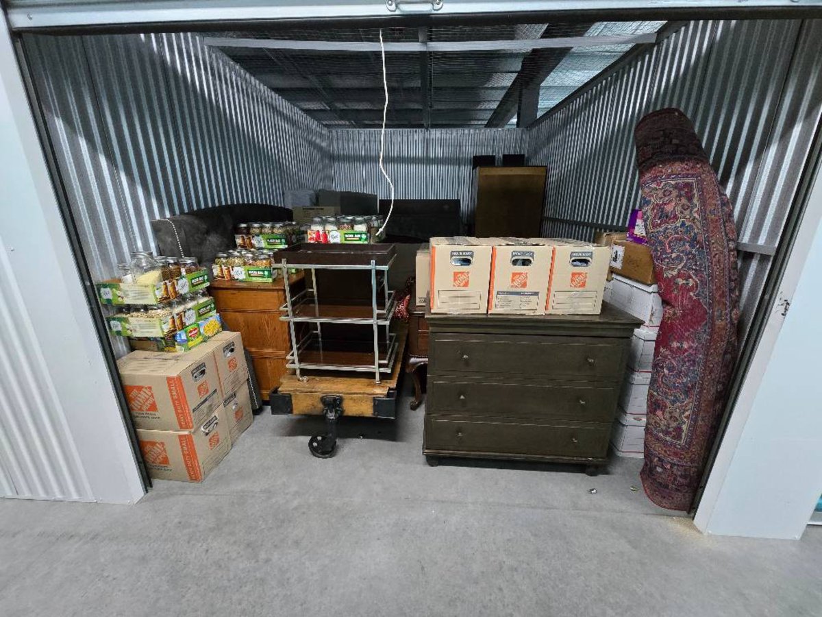 10 x 15 storage unit in Tulsa, OK