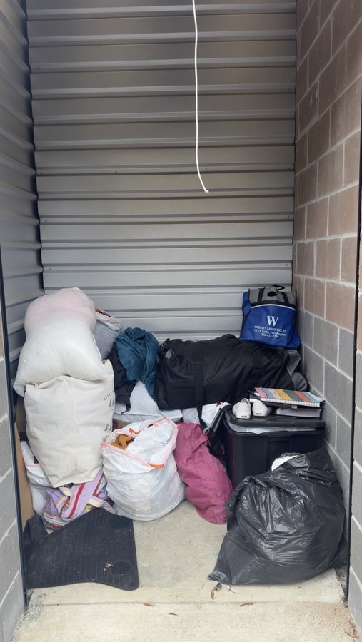 5 x 5 storage unit in Port Angeles, WA