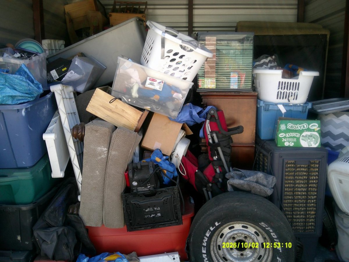10 x 10 storage unit in Colorado Springs, CO
