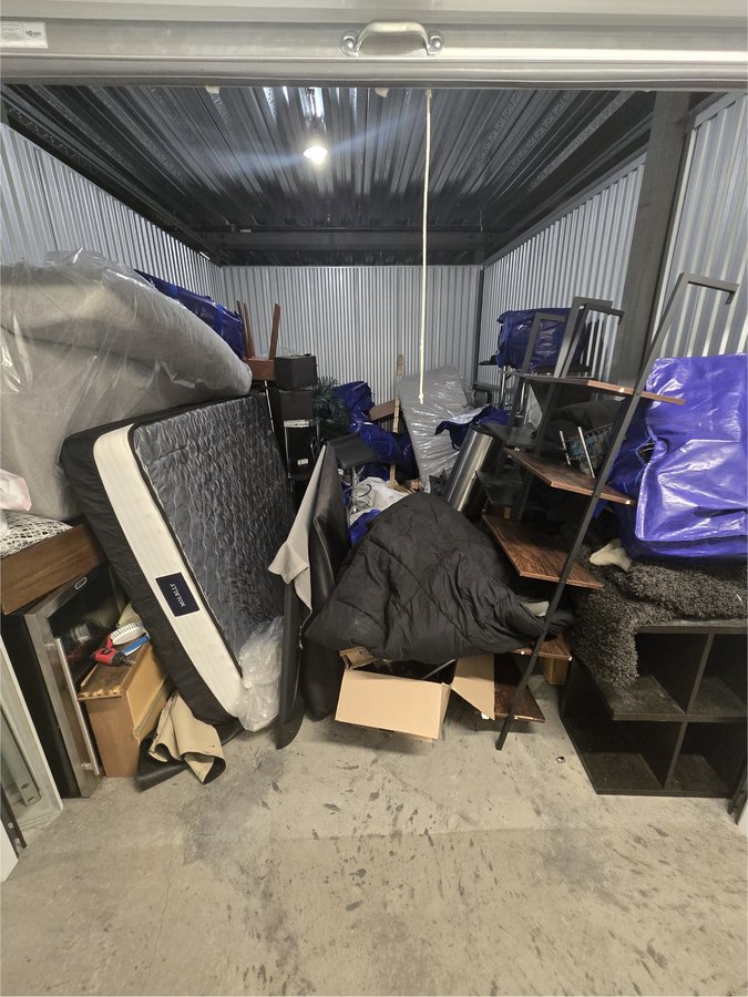 10 x 14 storage unit in Pittsburgh, PA