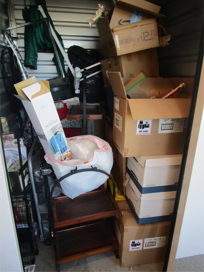 5 x 7 storage unit in Bell Gardens, CA