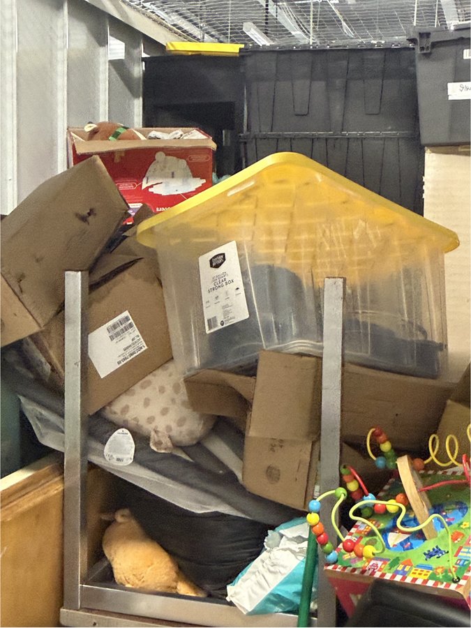10 x 10 storage unit in New Castle, DE