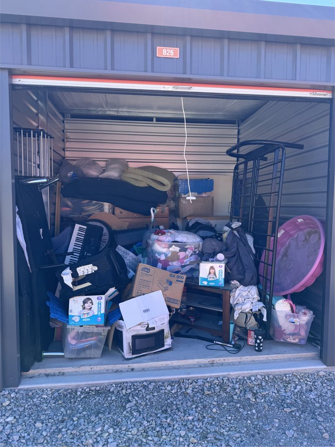 10 x 10 storage unit in Fort Scott, KS