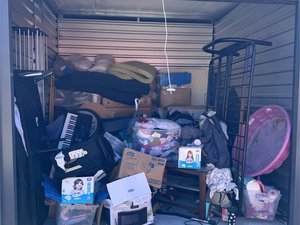 10 x 10 storage unit in Fort Scott, KS
