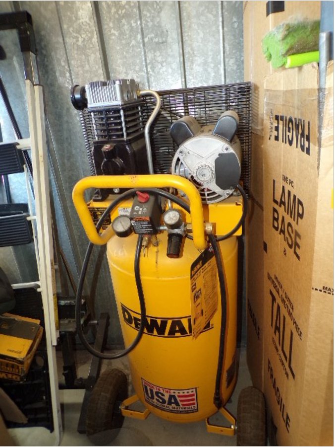 10 x 20 storage unit in Phoenix, AZ