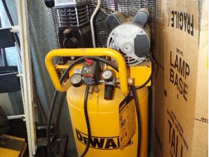 10 x 20 storage unit in Phoenix, AZ